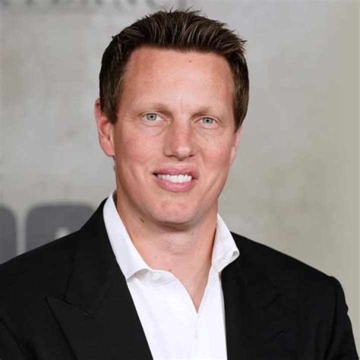 Alexander Mattison Salary, Net Worth, Trade, Draft, Contract, College, Age, 40 Time