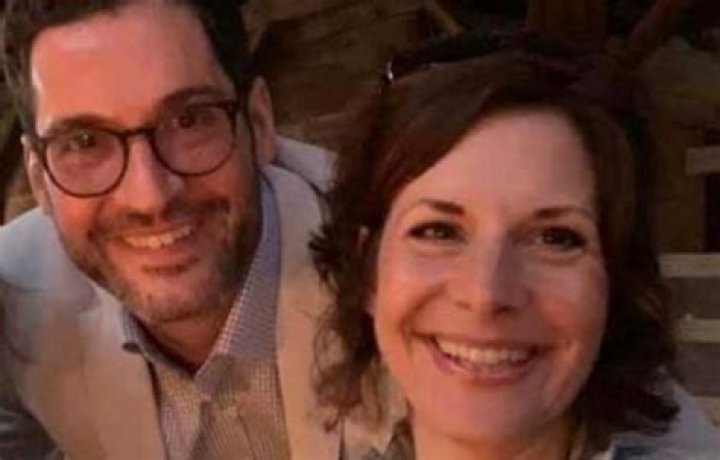 Is Tom Ellis a twin?