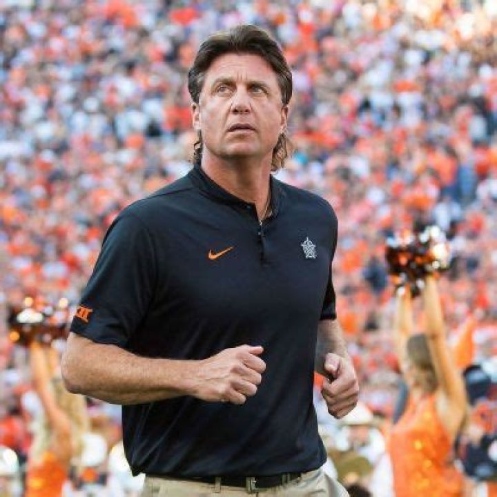 Mike Gundy Age | How Old Is He | Family And Career Highlights