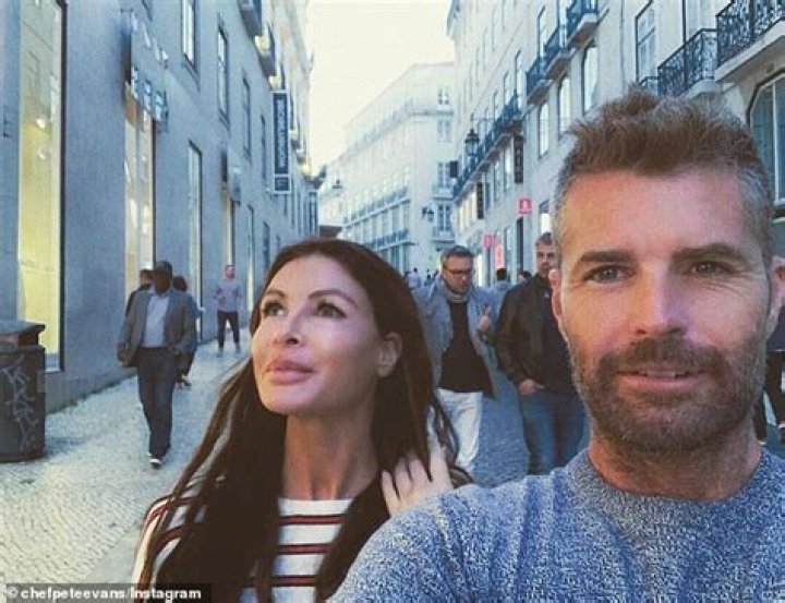Nicola Robinson Age, Height: Pete Evans Model Wife And Instagram